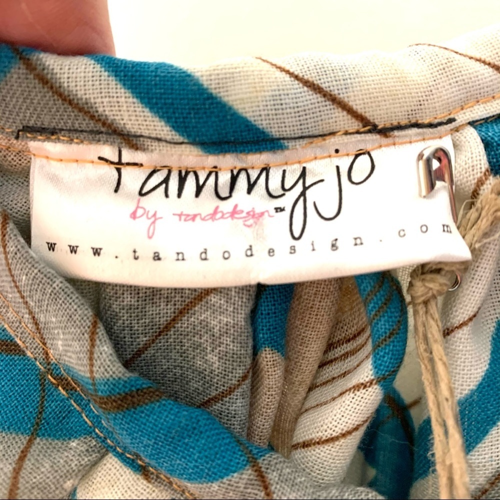 2/$35 Tammy Jo Vintage Fabric Redone Flo Crop Top - Picture 4 of 9
